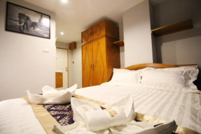 L Hotel